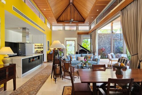 Villa in Bang Tao, Thailand 4 Schlafzimmer № 179221 - Foto 5