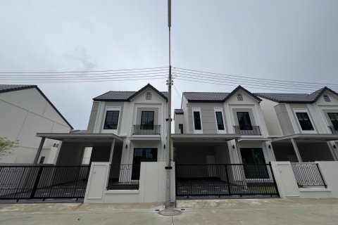 Adosado de 3 dormitorios en Bang Lamung, Tailandia № 165157 - foto 18