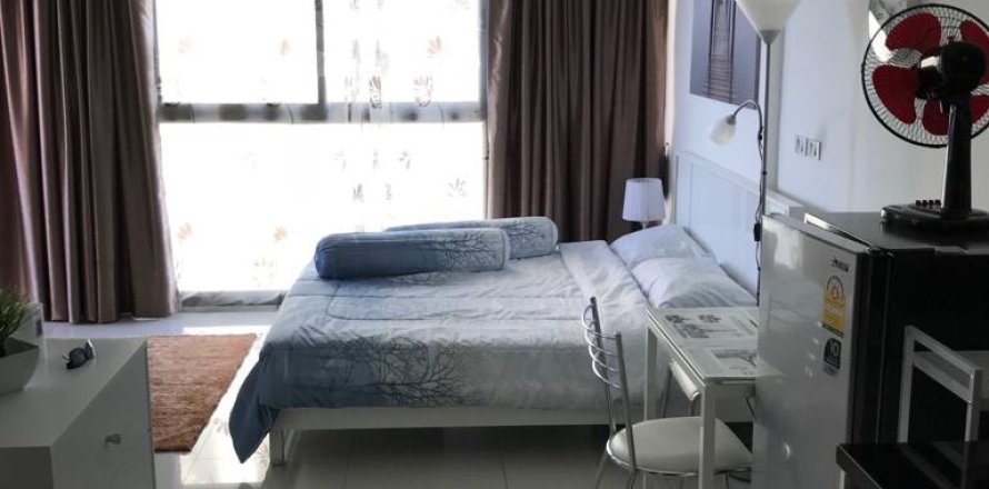 Estudio en el condominio en Pattaya, Tailandia en Wong Amat Tower № 176542