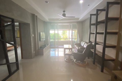 Condominio de 3 dormitorios en Khlong Toei, Bangkok, Tailandia № 200962 - foto 10