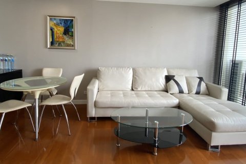 Condominio de 2 dormitorios en Watthana, Bangkok, Tailandia № 200961 - foto 6