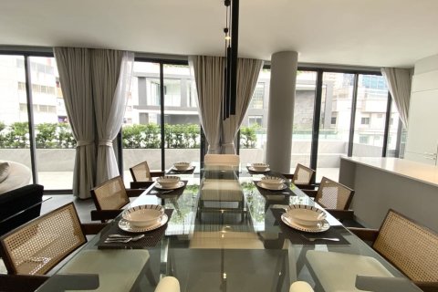 Condo à Watthana, Bangkok, Thaïlande, 3 chambres  № 200963 - photo 8