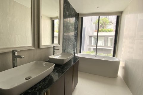 Condo à Watthana, Bangkok, Thaïlande, 3 chambres  № 200963 - photo 7