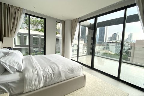 Condo à Watthana, Bangkok, Thaïlande, 3 chambres  № 200963 - photo 15