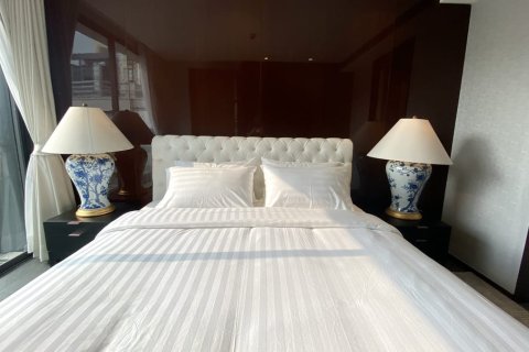 Condo à Watthana, Bangkok, Thaïlande, 3 chambres  № 200963 - photo 12