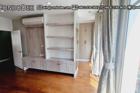 Reihenhaus in Watthana, Bangkok, Thailand 4 Schlafzimmer № 200964 - Foto 10