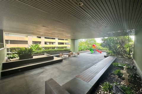 Condominio de 2 dormitorios en Bangkok, Tailandia № 65390 - foto 20