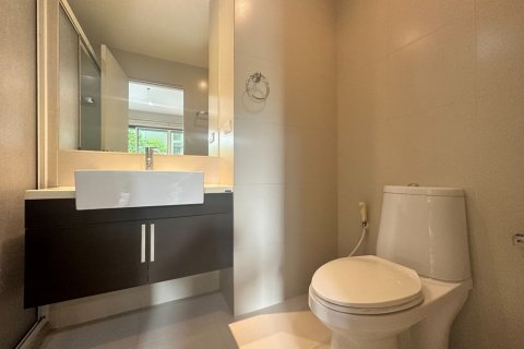 Condominio de 2 dormitorios en Bangkok, Tailandia № 65390 - foto 15