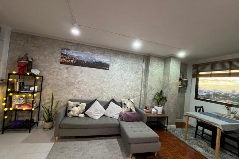 Condo in Bangkok, Thailand, 2 bedrooms  № 65385