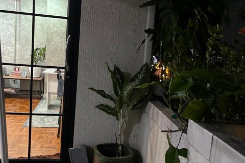 Condominio de 2 dormitorios en Bangkok, Tailandia № 65385 - foto 10
