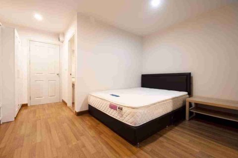 Condominio de 1 dormitorio en Bangkok, Tailandia № 208667 - foto 6