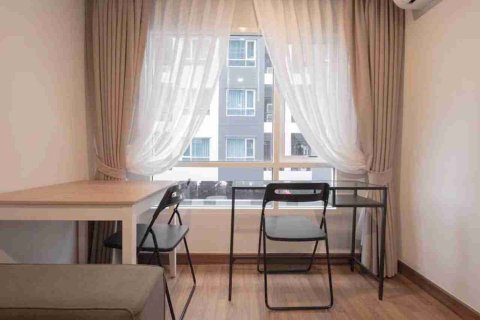 Condominio de 1 dormitorio en Bangkok, Tailandia № 208667 - foto 4