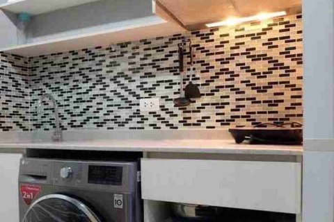 Condominio de 1 dormitorio en Bangkok, Tailandia № 208663 - foto 8