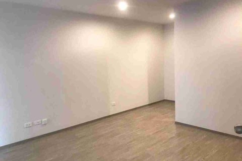 Condominio de 1 dormitorio en Bangkok, Tailandia № 208664 - foto 4