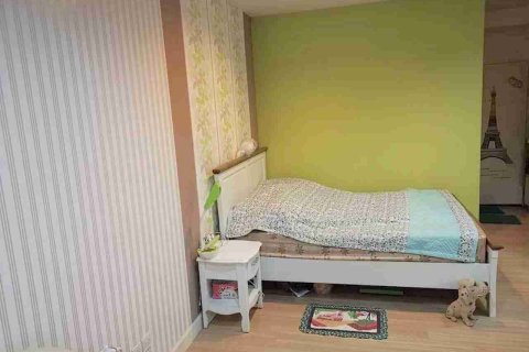 Condominio de 1 dormitorio en Thonburi, Bangkok, Tailandia № 208668 - foto 7