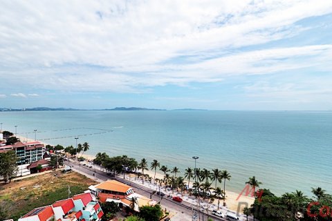 Condominio de 3 dormitorios en Pattaya, Tailandia № 32526 - foto 7
