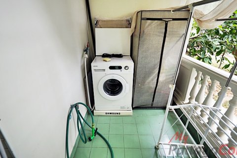Condominio de 3 dormitorios en Pattaya, Tailandia № 32523 - foto 27