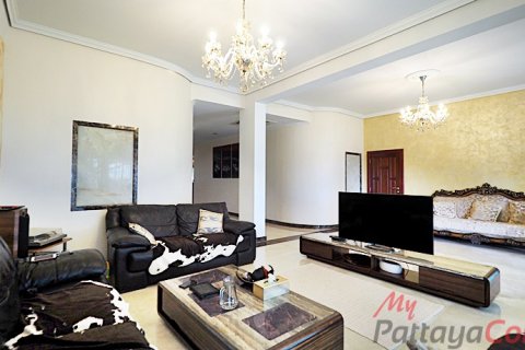 Condominio de 3 dormitorios en Pattaya, Tailandia № 32523