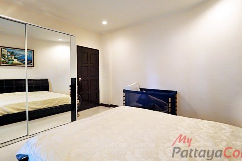 Condominio de 3 dormitorios en Pattaya, Tailandia № 32523 - foto 8