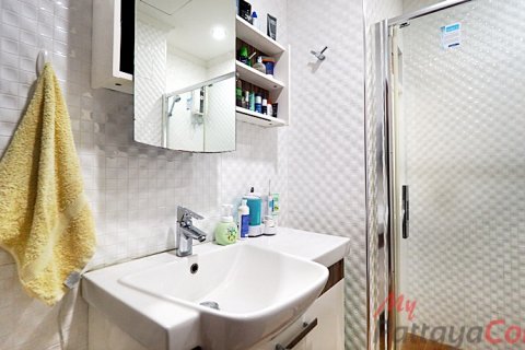 Condominio de 3 dormitorios en Pattaya, Tailandia № 32523 - foto 26