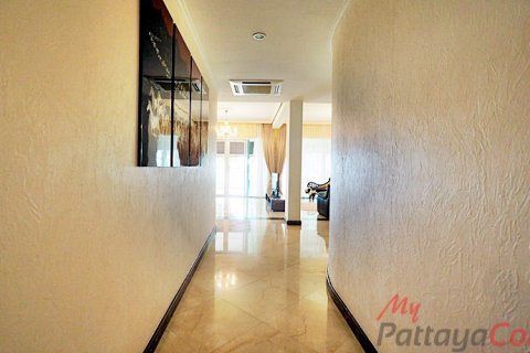 Condominio de 3 dormitorios en Pattaya, Tailandia № 32523 - foto 23