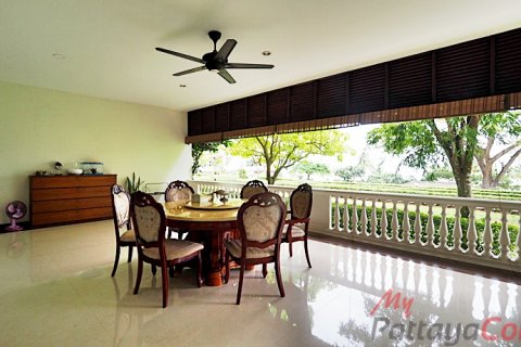 Condominio de 3 dormitorios en Pattaya, Tailandia № 32523 - foto 17