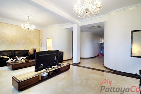 Condominio de 3 dormitorios en Pattaya, Tailandia № 32523 - foto 18