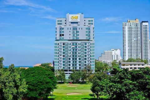 Studio in the Condo in Pattaya, Thailand  № 205336