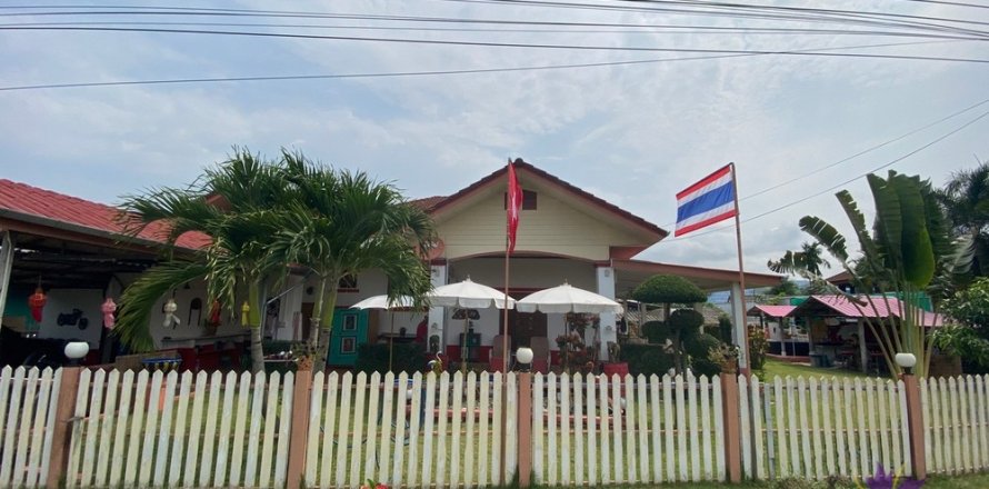 House in San Sai, Thailand 3 bedrooms № 55422