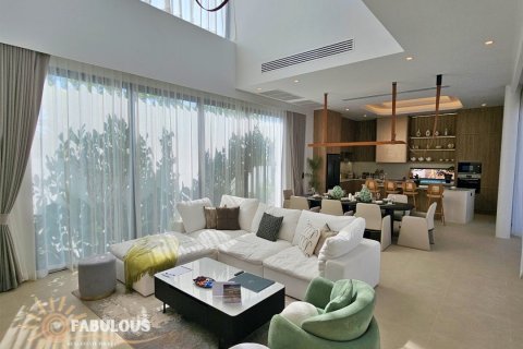 Chalet de 4 dormitorios en Bang Tao, Tailandia № 179706 - foto 17