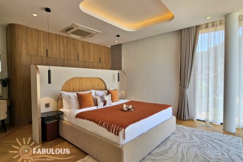 Chalet de 4 dormitorios en Bang Tao, Tailandia № 179706 - foto 25