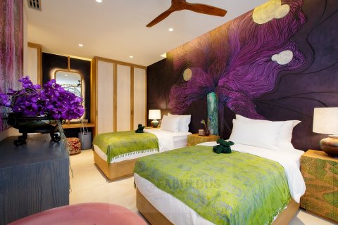 Chalet de 3 dormitorios en Bang Tao, Tailandia № 179703 - foto 10