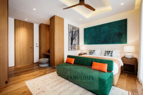 Chalet de 3 dormitorios en Bang Tao, Tailandia № 179703 - foto 4