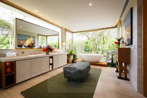 Chalet de 3 dormitorios en Bang Tao, Tailandia № 179703 - foto 9