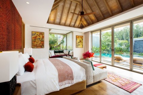 Chalet de 4 dormitorios en Bang Tao, Tailandia № 179705 - foto 7