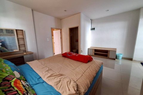 Adosado de 4 dormitorios en Hua Hin, Tailandia № 154094 - foto 19
