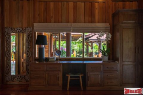 Chalet de 4 dormitorios en Ko Samui, Tailandia № 203216 - foto 5