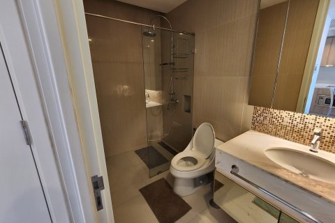 Eigentumswohnung in Bangkok, Thailand, 1 Schlafzimmer  № 157734 - Foto 7