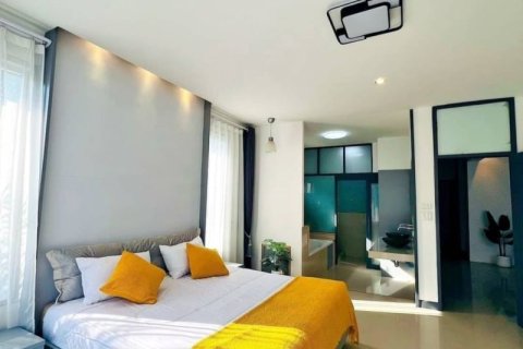 Casa de 3 dormitorios en Pattaya, Tailandia № 157730 - foto 8