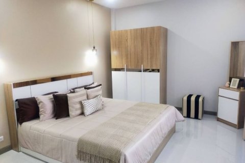 Casa de 4 dormitorios en Pattaya, Tailandia № 157731 - foto 9