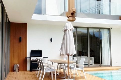 Villa in Bang Tao, Thailand 3 bedrooms № 179254 - photo 14