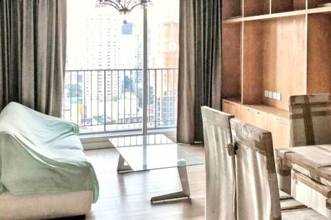 Condominio de 1 dormitorio en Khlong Toei, Bangkok, Tailandia № 118985 - foto 2