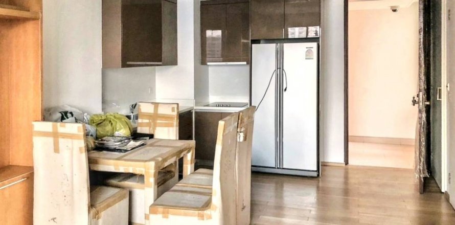 Condominio de 1 dormitorio en Khlong Toei, Bangkok, Tailandia № 118985