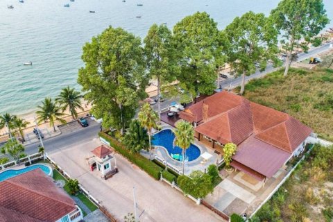 Chalet de 5 dormitorios en Sattahip, Tailandia № 118984