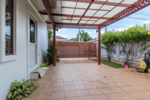 Chalet de 3 dormitorios en Hua Hin, Tailandia № 202811 - foto 5