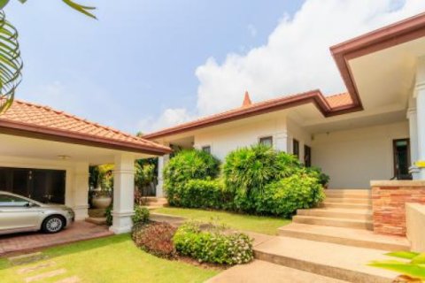 Chalet de 2 dormitorios en Hua Hin, Tailandia № 202808 - foto 4
