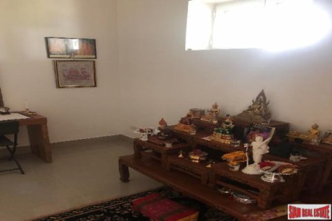 Casa de 3 dormitorios en Pattaya, Tailandia № 203039 - foto 5