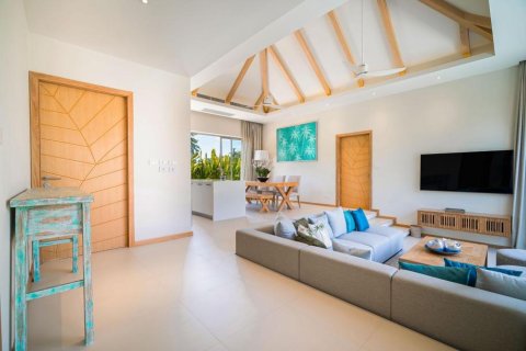 Chalet de 3 dormitorios en Phuket, Tailandia № 203040 - foto 3