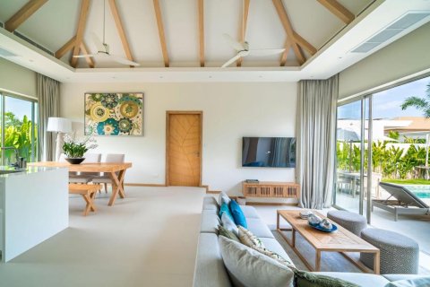 Chalet de 3 dormitorios en Phuket, Tailandia № 203040 - foto 4