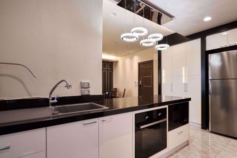 Condominio de 1 dormitorio en Ratchathewi, Bangkok, Tailandia № 54186 - foto 6